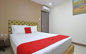 Reddoorz Near Uns Solo